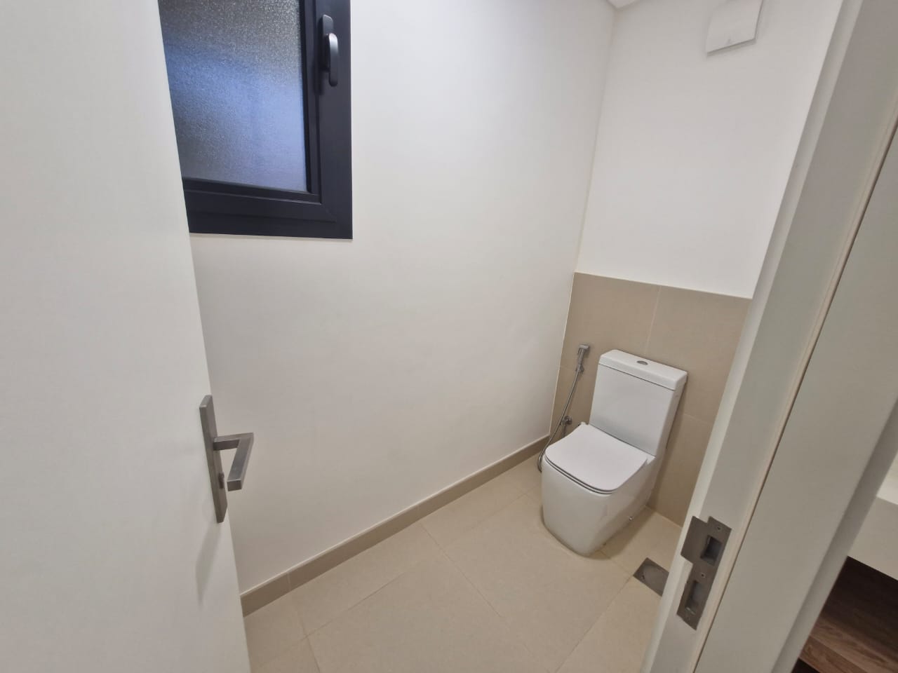 🏰 **Modern Luxury Villa | Sidra District – Roshn**   ✨ *Contemporary Design Blending Elegance, Functionality & Sustainability*  